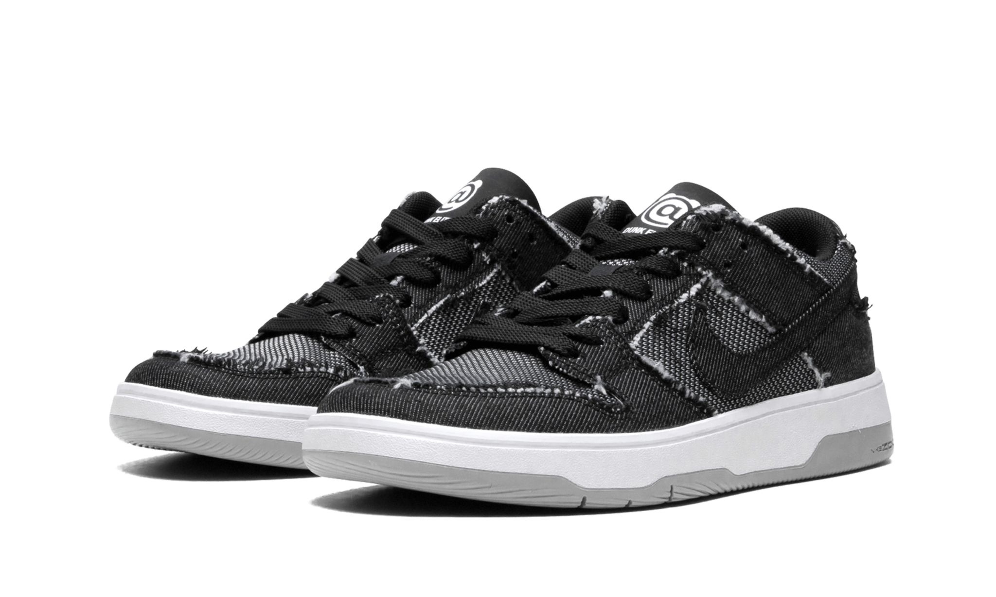 SB Zoom Dunk Low Elite QS "Medicom - BE@RBRICK" - 2