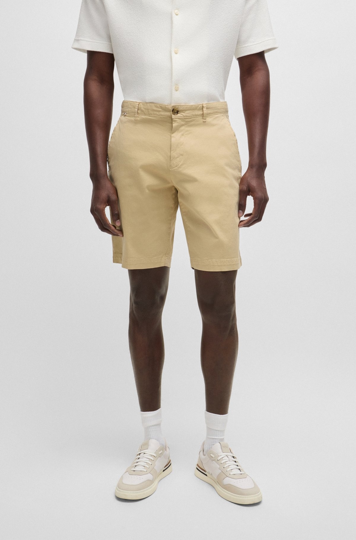 SLIM-FIT SHORTS IN STRETCH-COTTON TWILL - 2