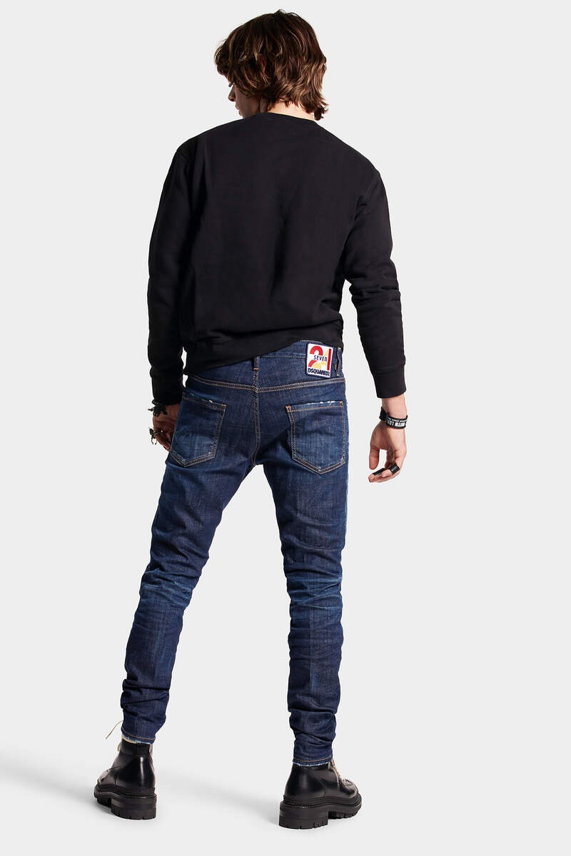 DSQUARED2 DARK CLEAN WASH COOL GUY JEANS outlook