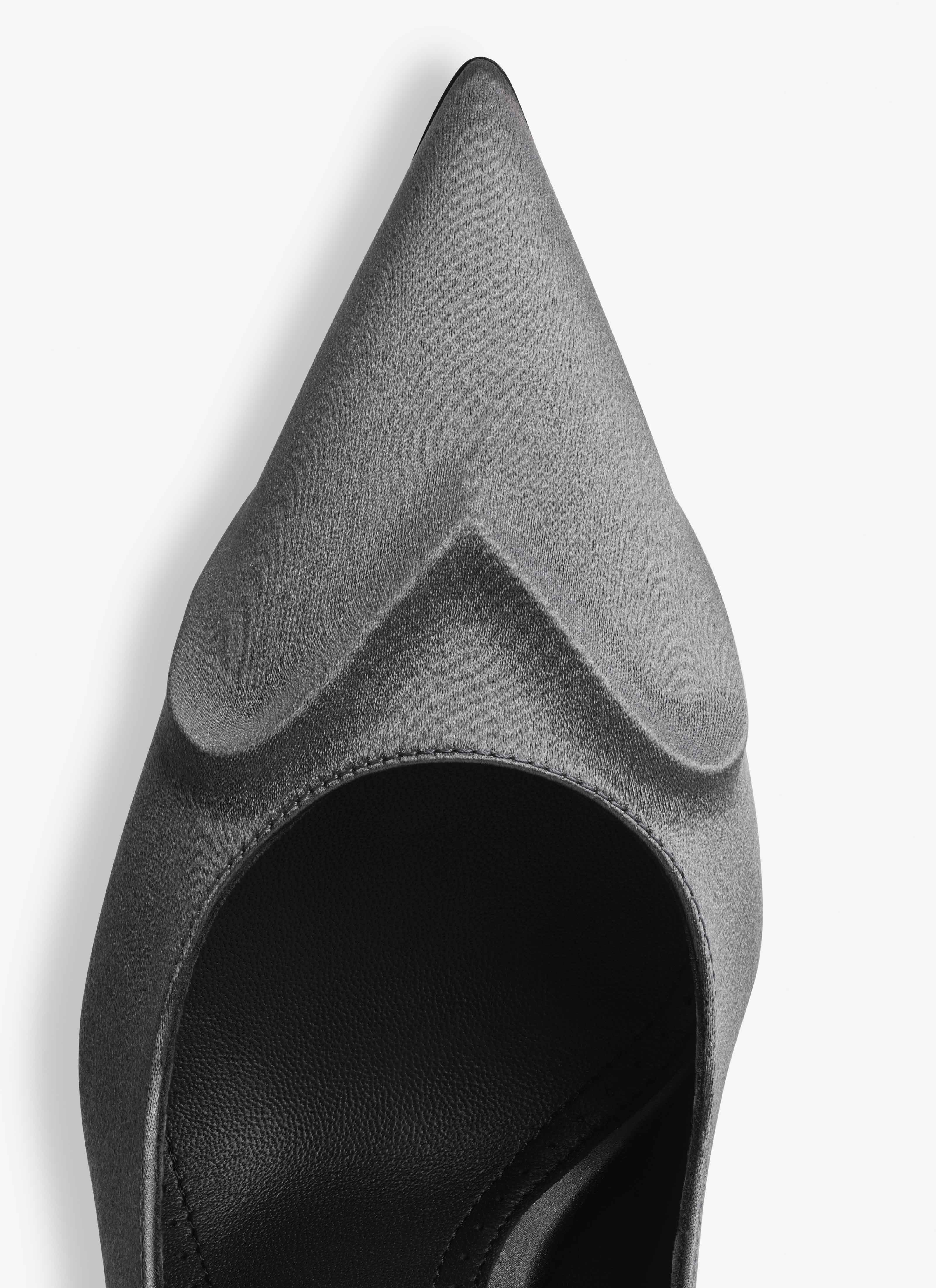 LE CŒUR 3D PUMPS IN SATIN - 4
