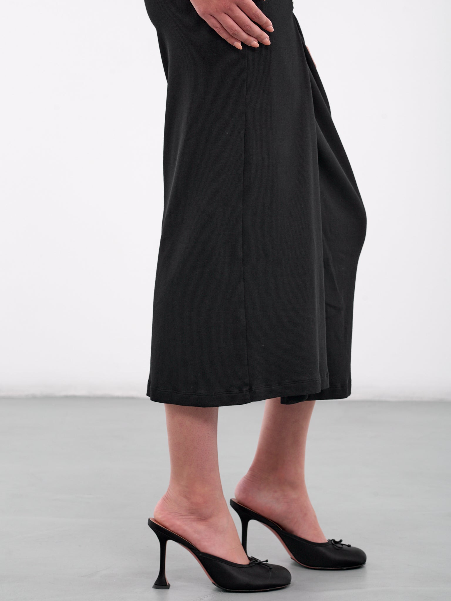 Hook-Eye Asymmetric Draped Dress - 4