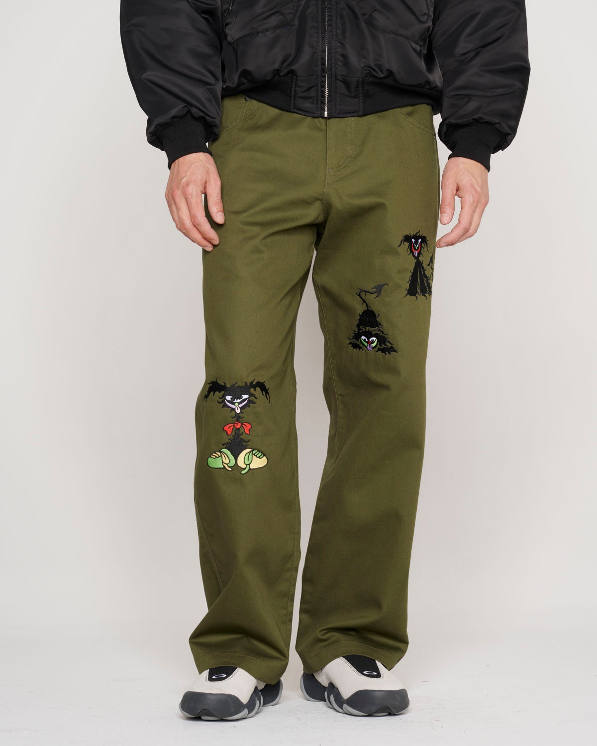 Twisted Snout Embroidered Pant - Olive - 9