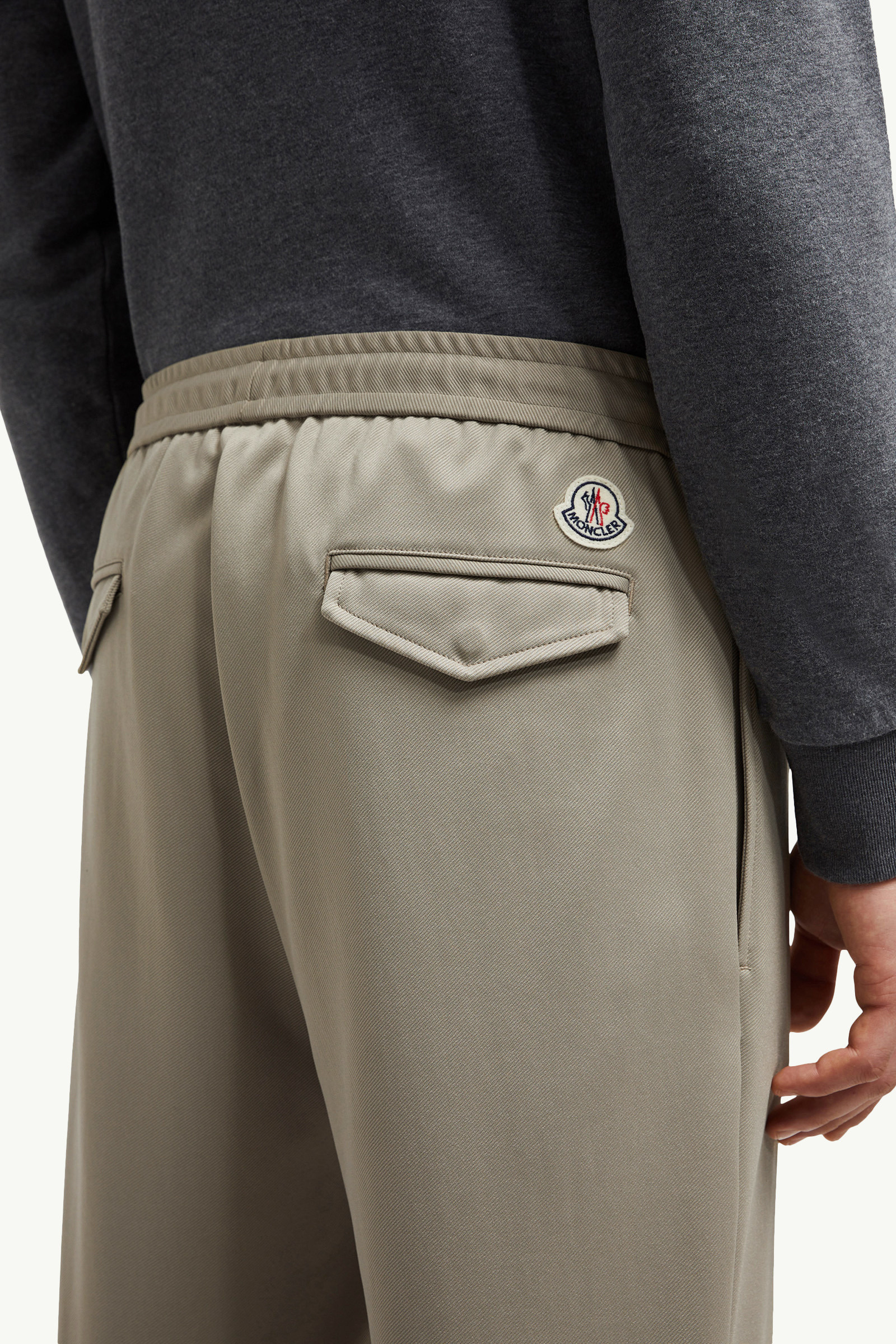 Logo Jogging Pants - 4