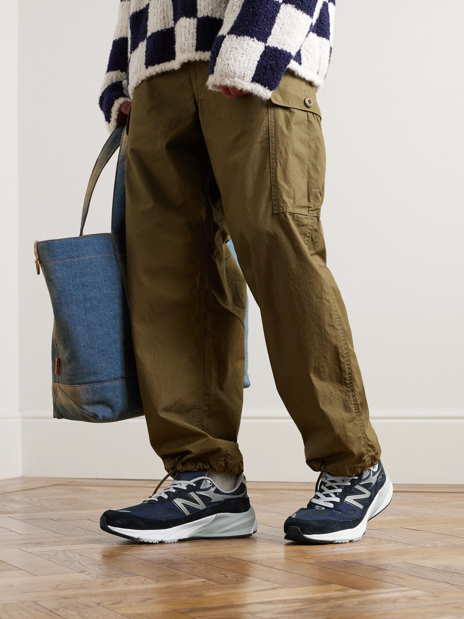 990v6 Leather-Trimmed Suede and Mesh Sneakers Navy - 2