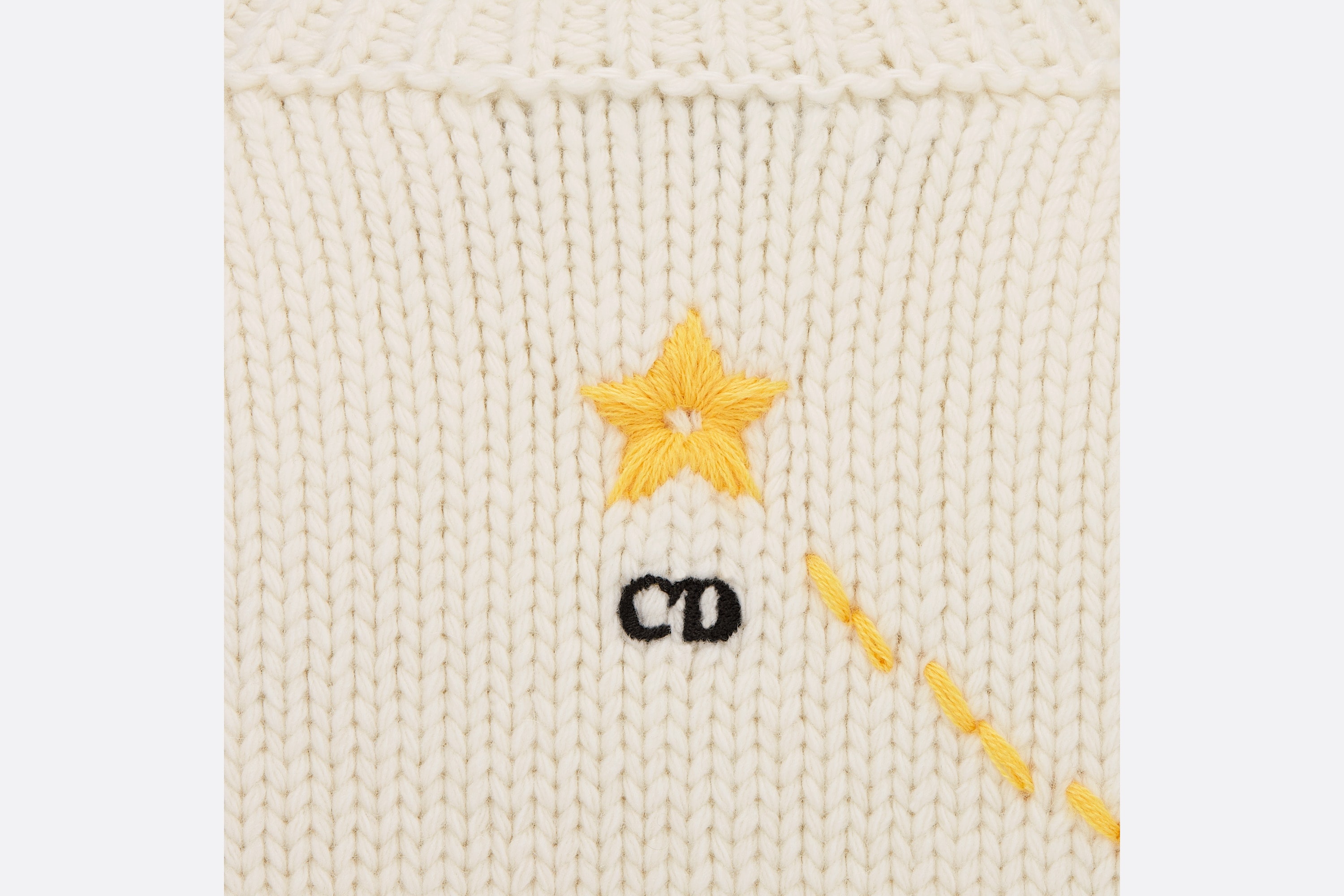 Short-Sleeved Sweater - 3