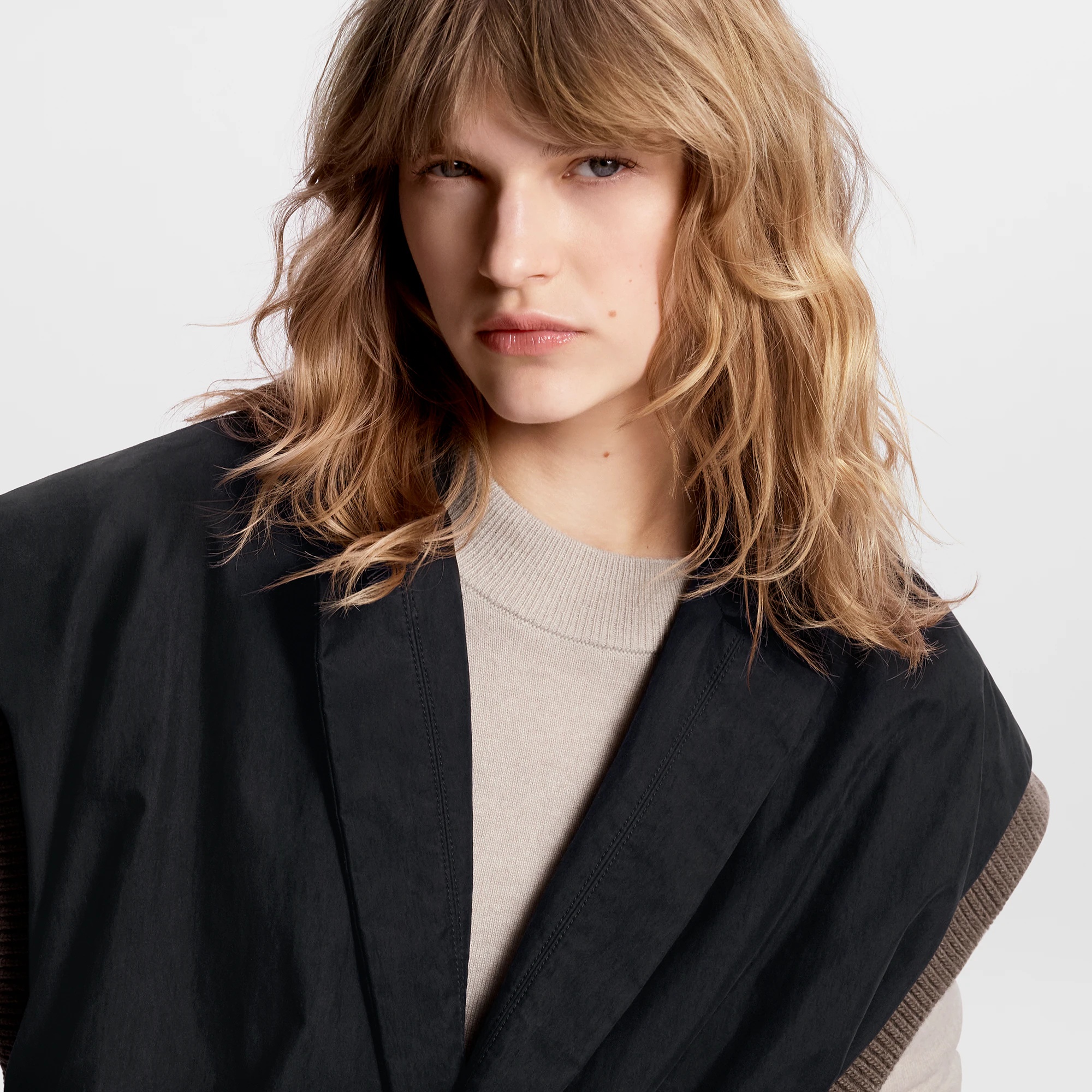 Sleeveless Utility Strap Jacket - 2