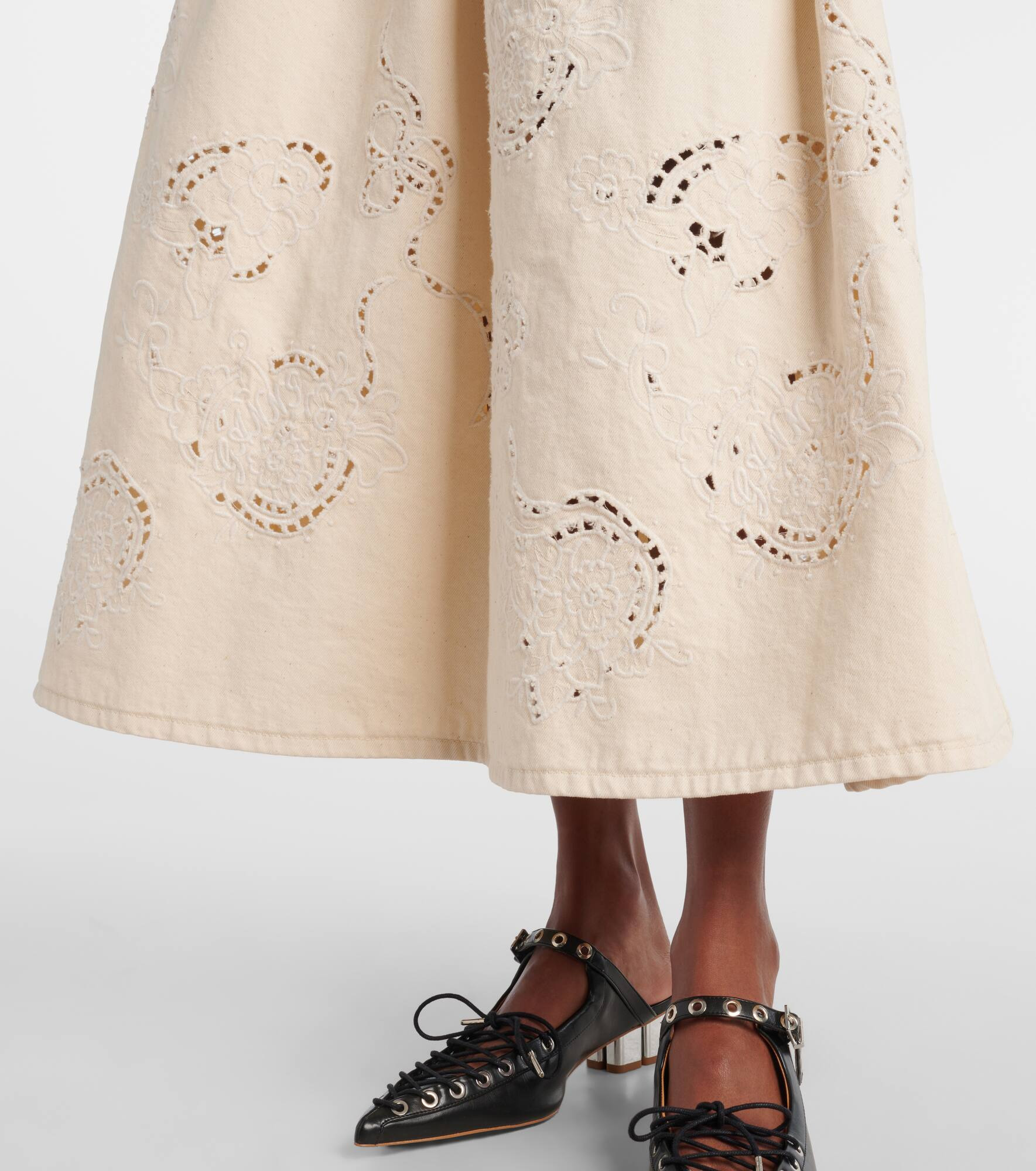 Broderie anglaise gathered denim skirt - 5