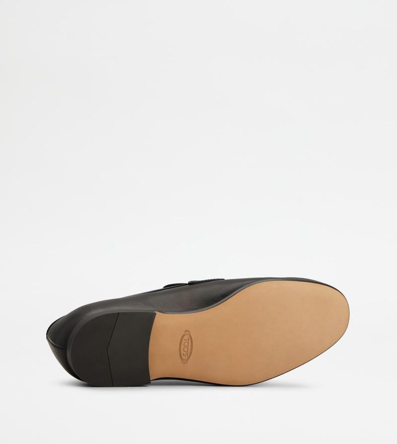 LOAFERS IN LEATHER - BLACK 4