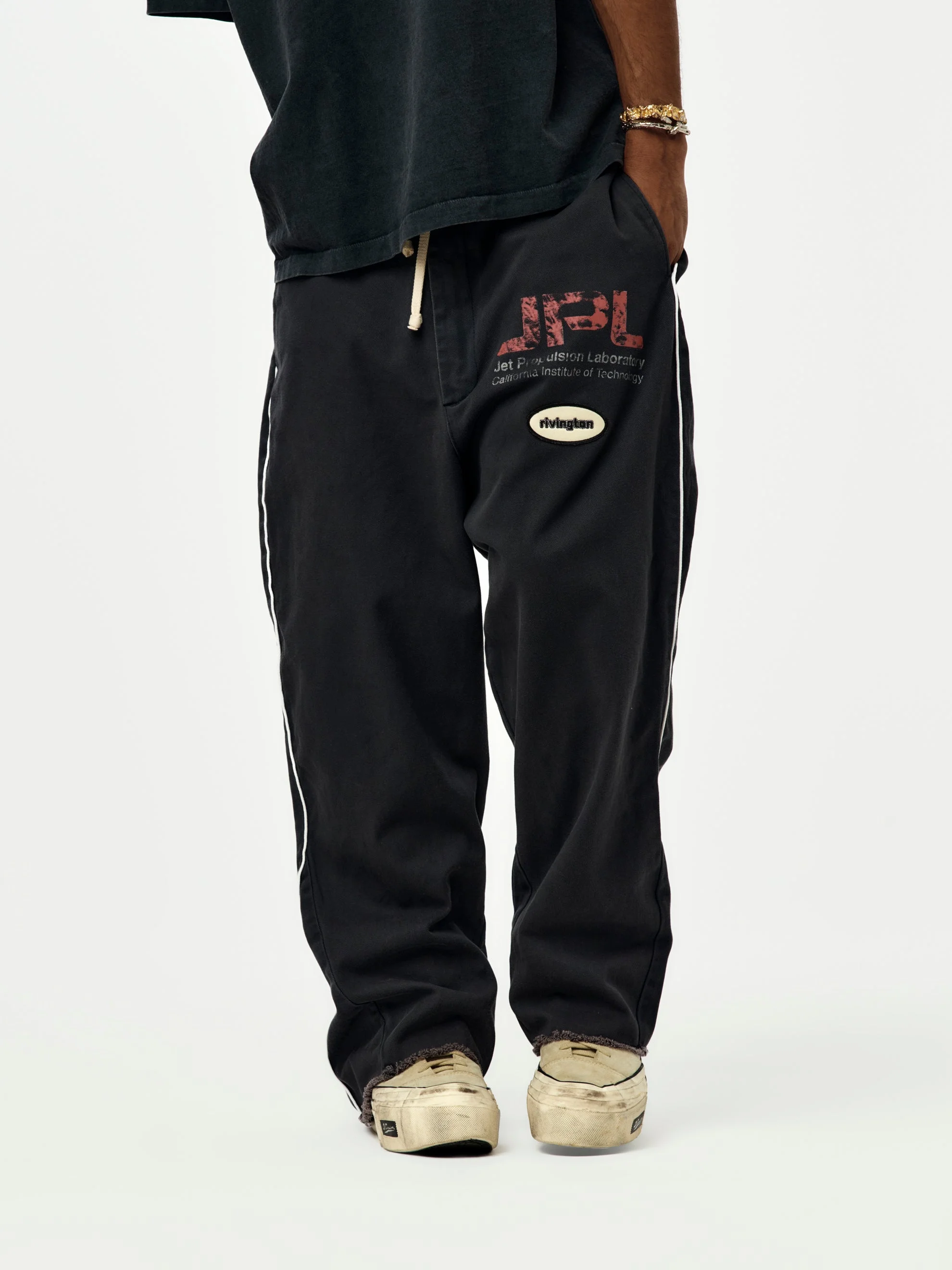 JPL HE ROSE 4 (BLACK) - 1