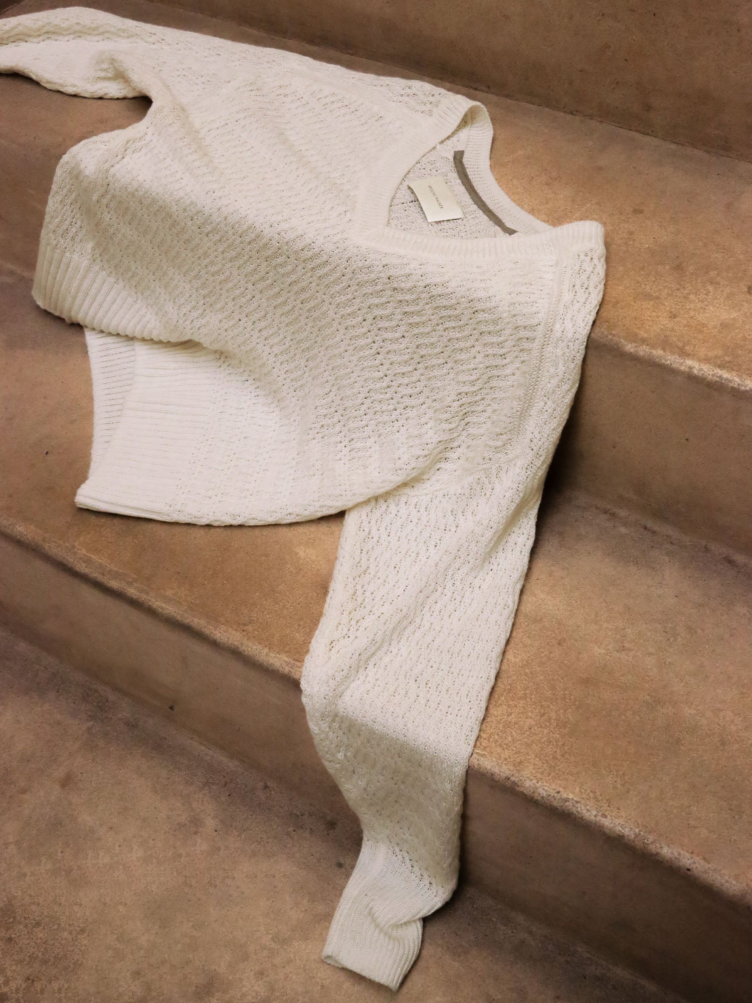 The Leia Open Stitch Vee - 3