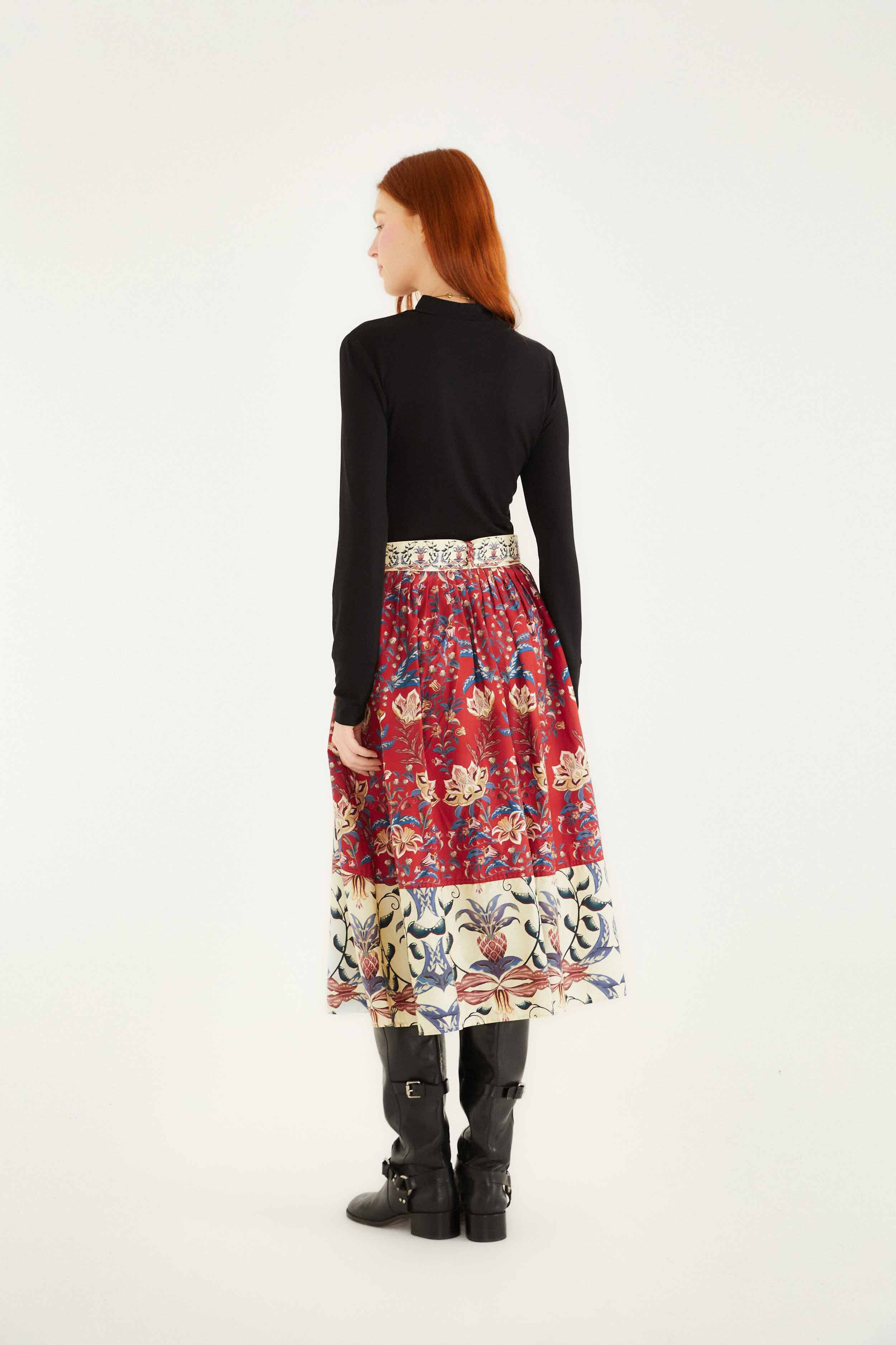 Red Winter Breeze Buttoned Belted Organic Cotton Midi Skirt - 4