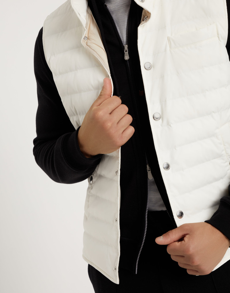 Bonded taffeta lightweight down vest 3