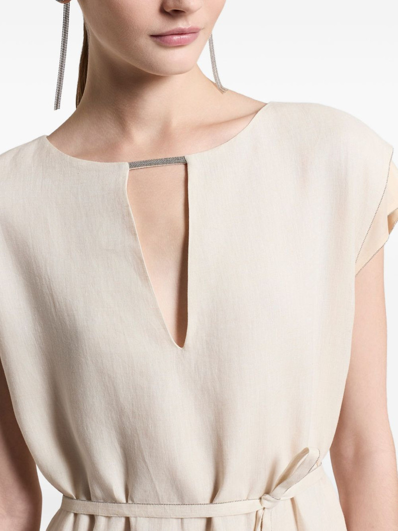 V-neck belted dress 4