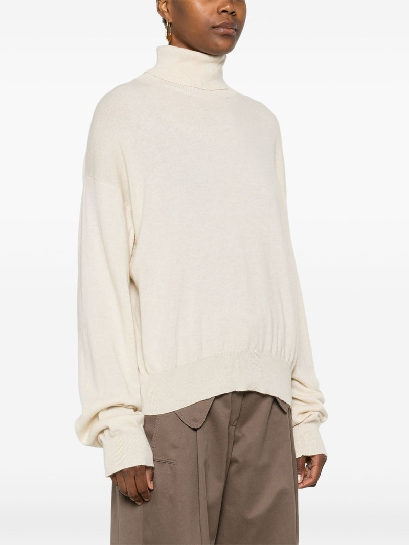 Mazzy sweater 3