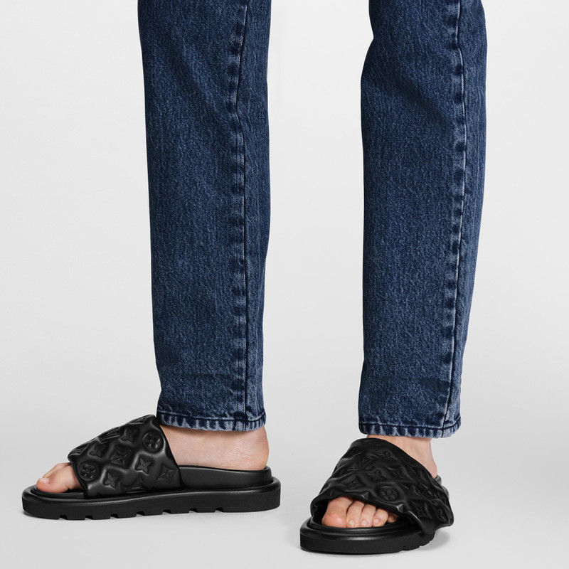 Louis Vuitton Pool Pillow Flat Comfort Mule outlook