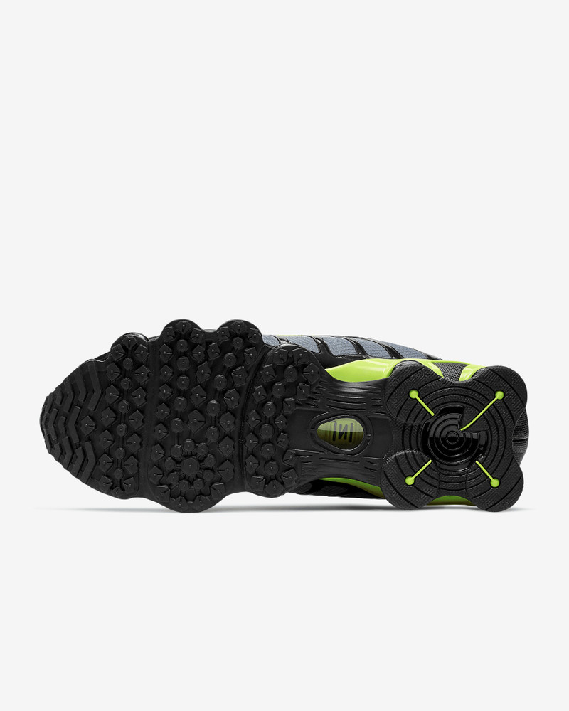 Nike Nike Shox TL Shoes outlook