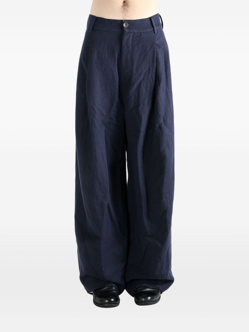 UMA WANG Paw pleated-front trousers outlook