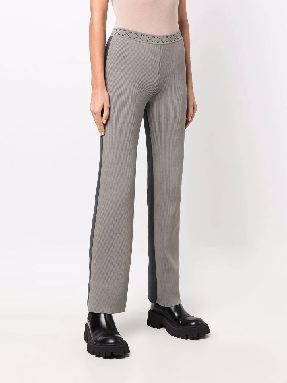 Arrow-waistband trousers - 3