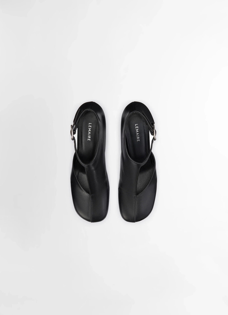 CUT OUT ANKLE BOOTS 5