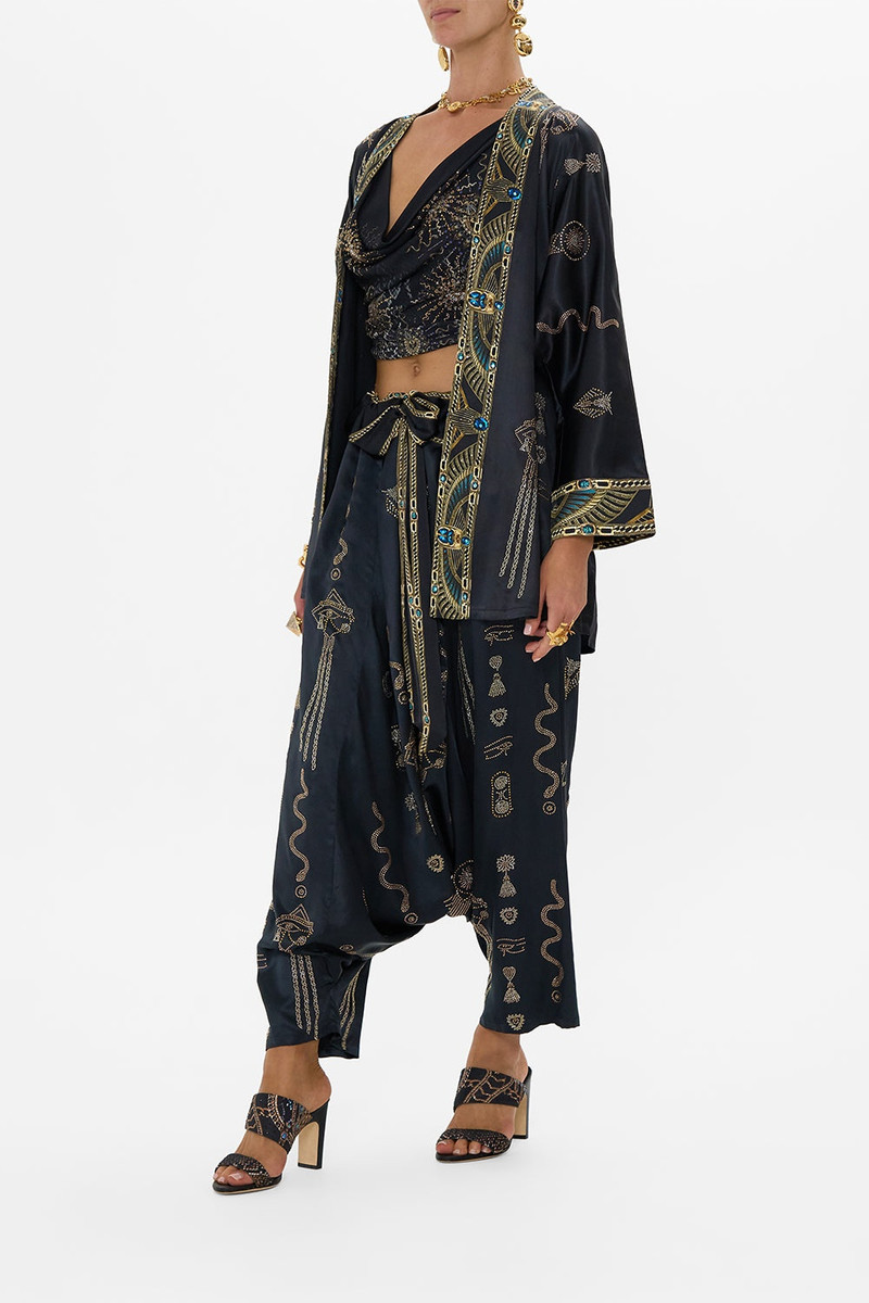 SHORT BATWING LAYER 4