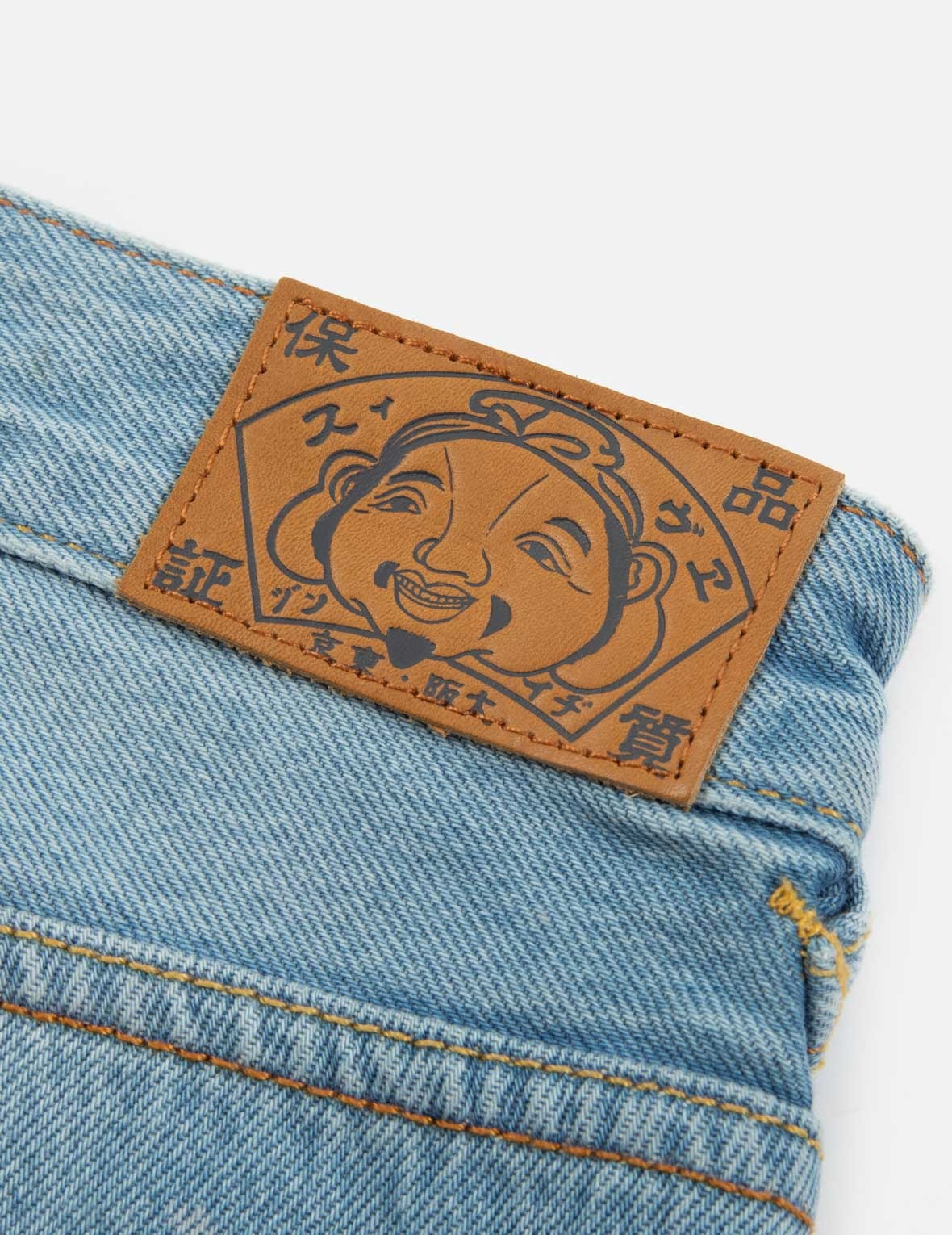 BRAND MOTTO PRINT FABRIC-BLOCKING BOYFRIEND JEANS - 11