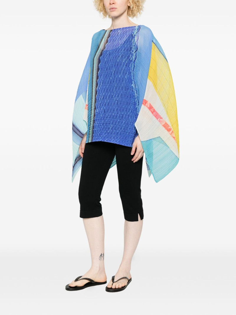 Pleats Please Issey Miyake City Collage Madame-T pleated poncho outlook