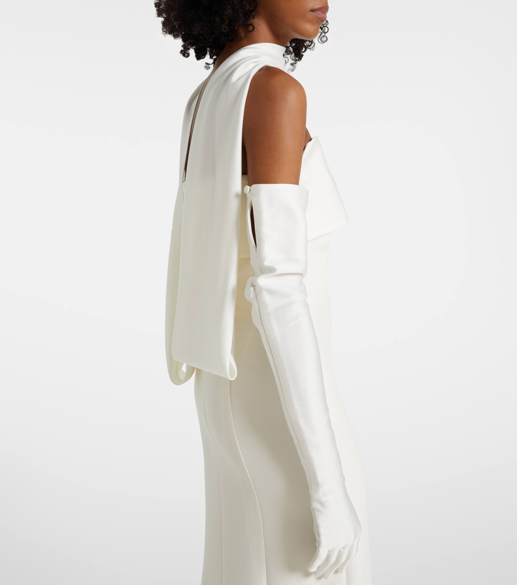 Roshana sash crêpe gown with gloves - 5