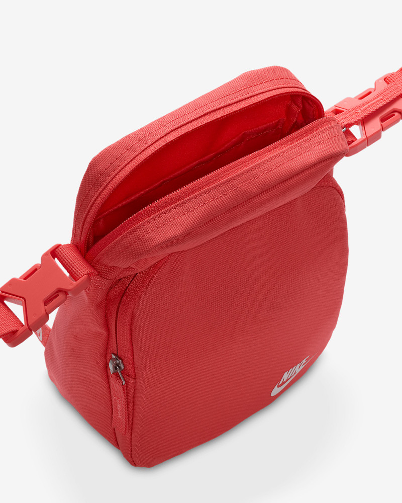 Nike Heritage Crossbody Bag (4L) 4