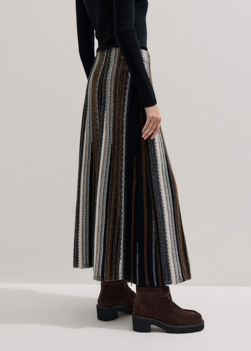 Textured Stitch Skirt 5