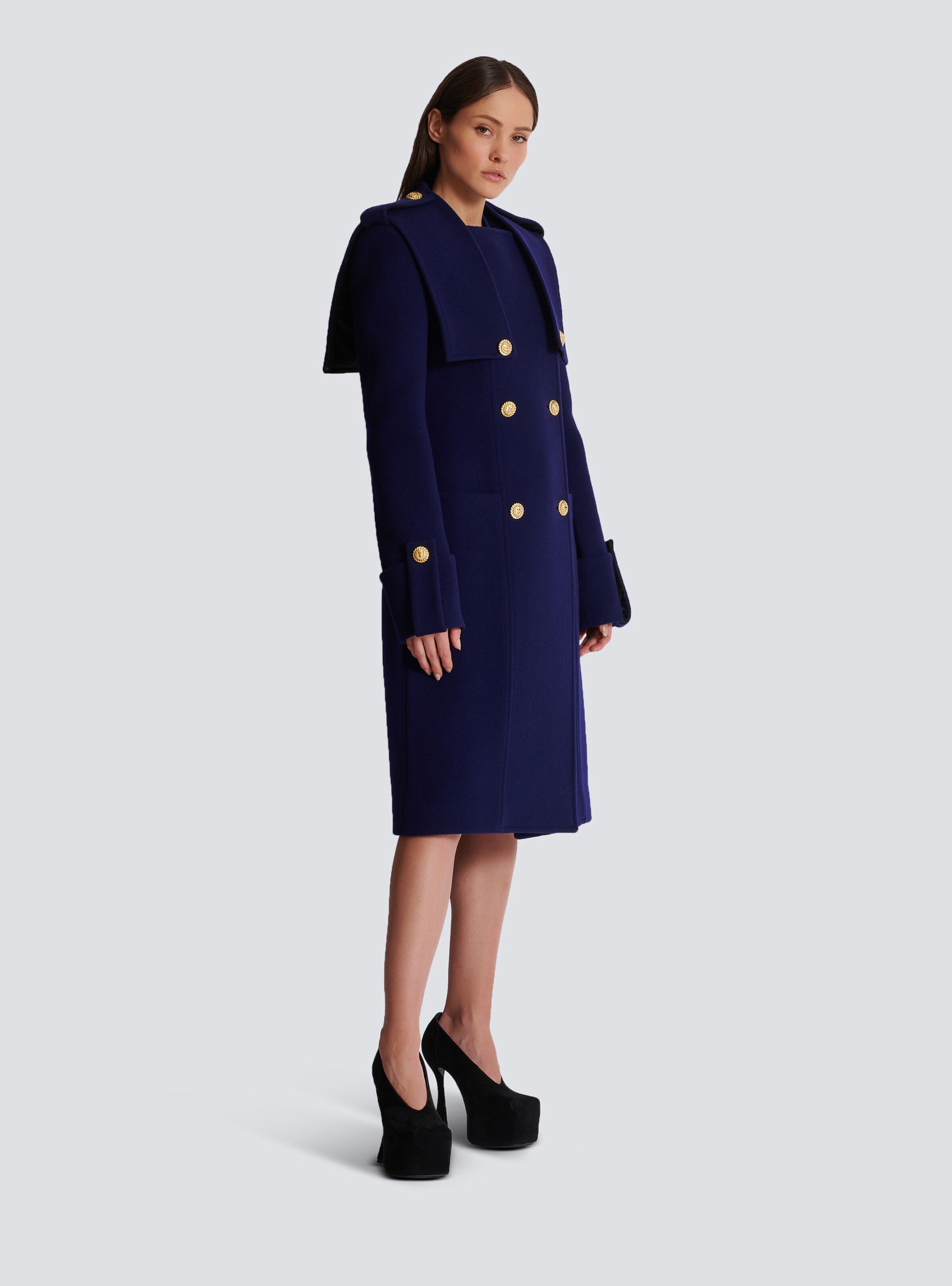 Wool and cashmere button-down trench coat - 2