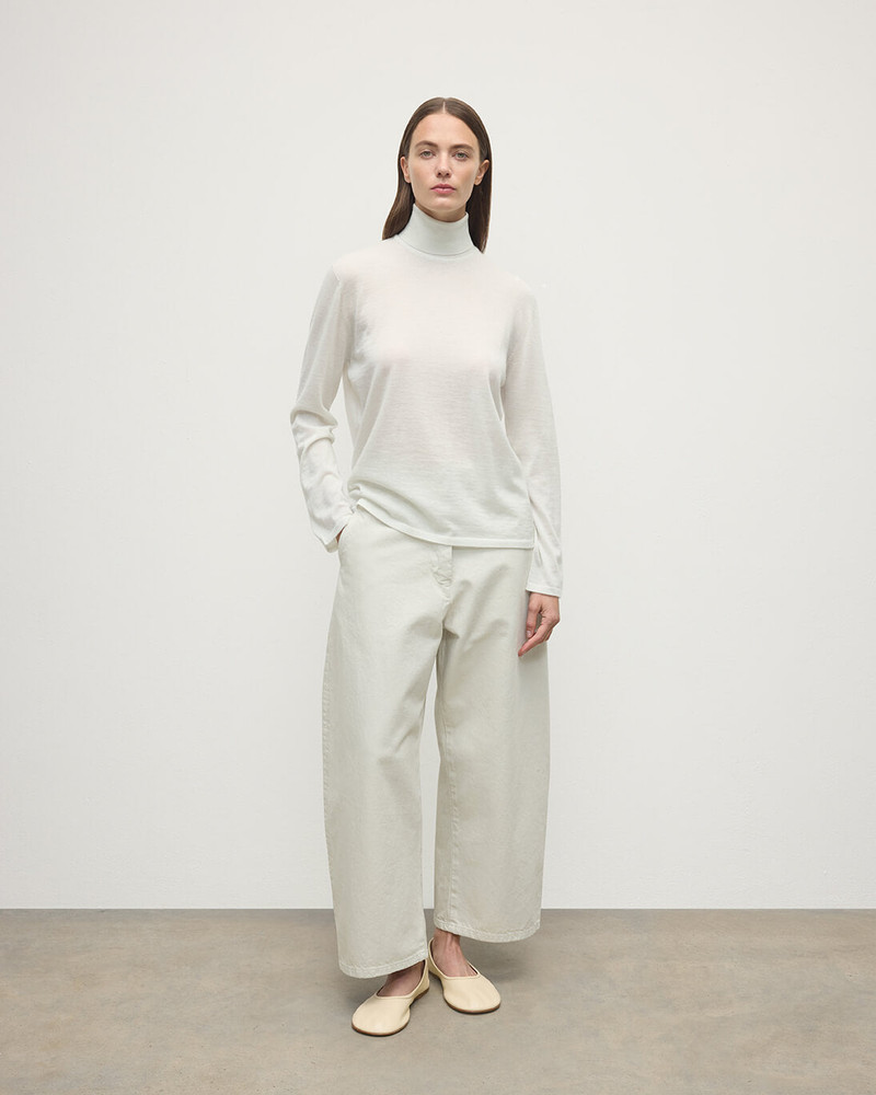 Johnstons of Elgin Superfine Cashmere White Roll Neck Jumper outlook