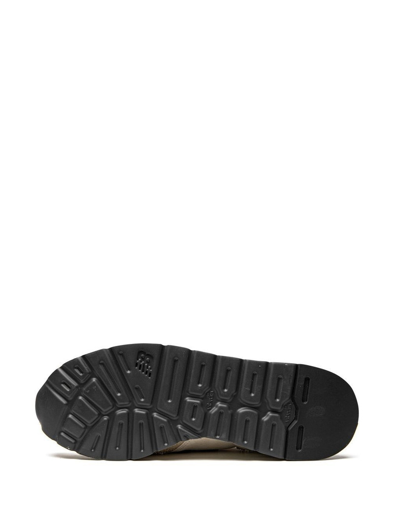 x 테디 산리스 990 V1 "Macadamia Nut"스니커 4