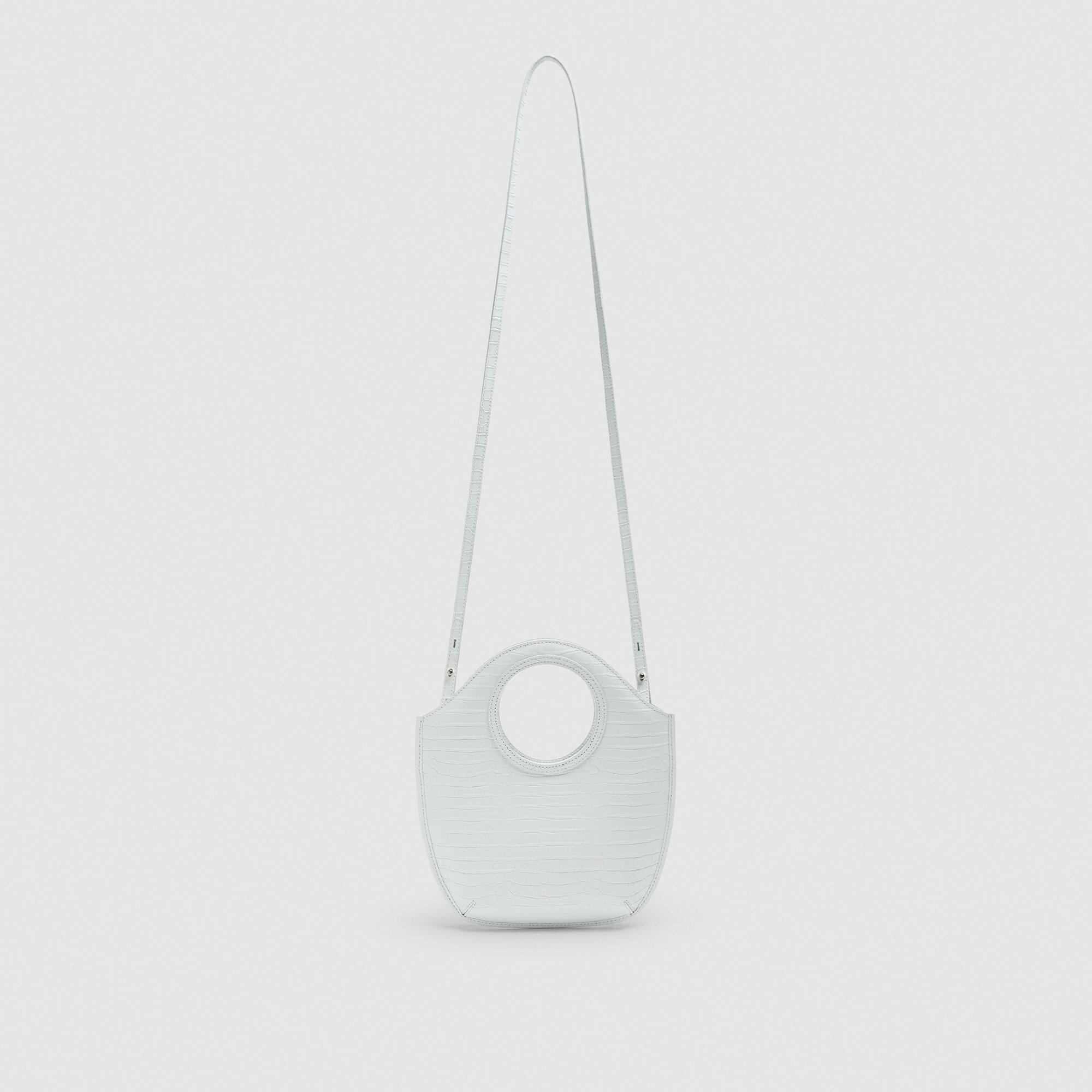 Mini Circle Bag in Embossed Leather - 4