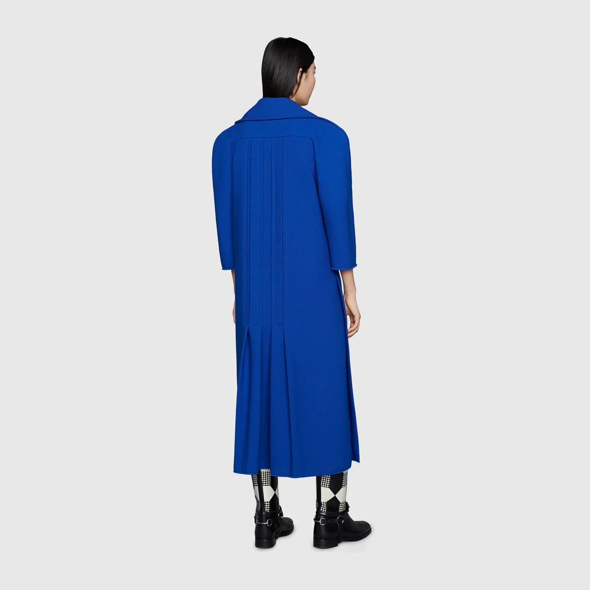 Double-breasted coat with pleats - 4