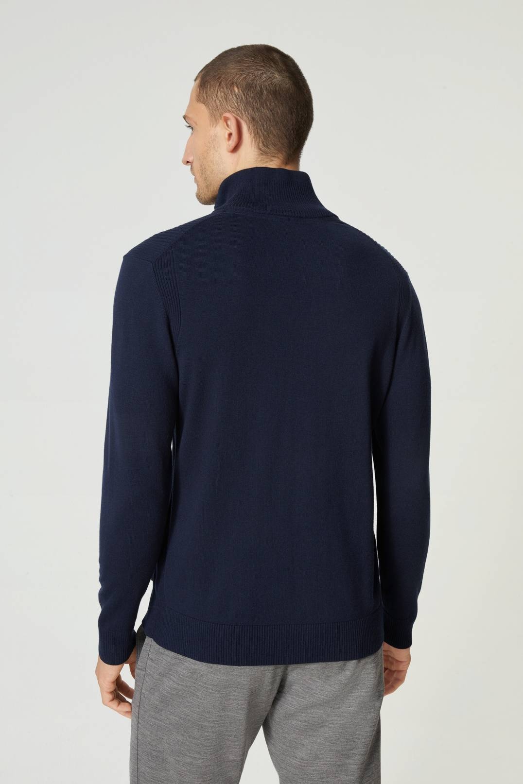 NORIS KNIT PULLOVER IN NAVY BLUE - 3