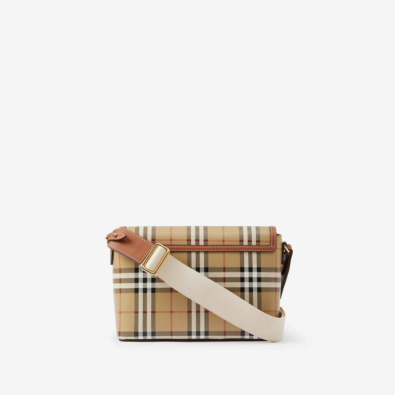 Burberry Note Bag outlook