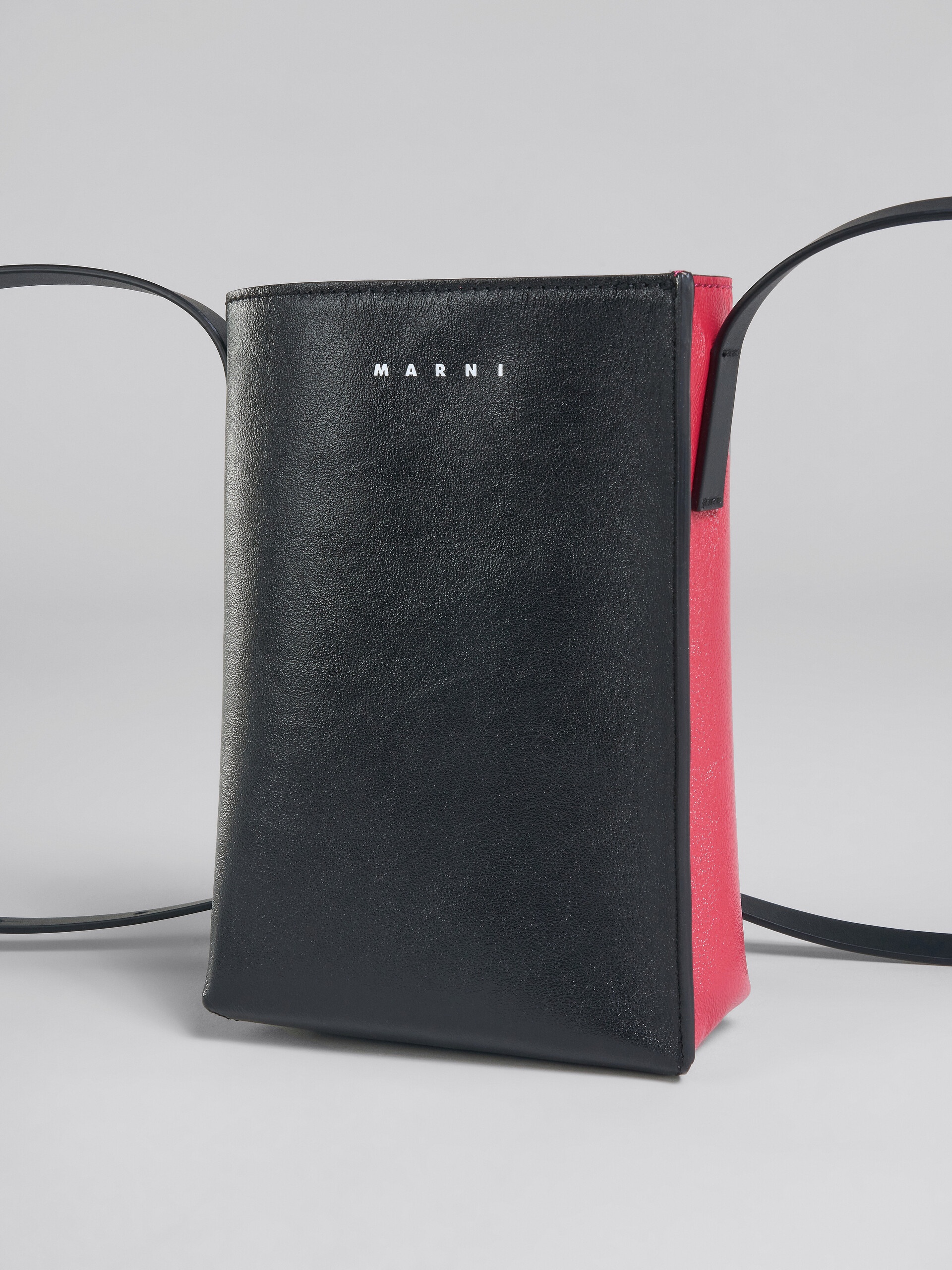 MUSEO SOFT SMALL BAG IN BLACK AND RED LEATHER - 5