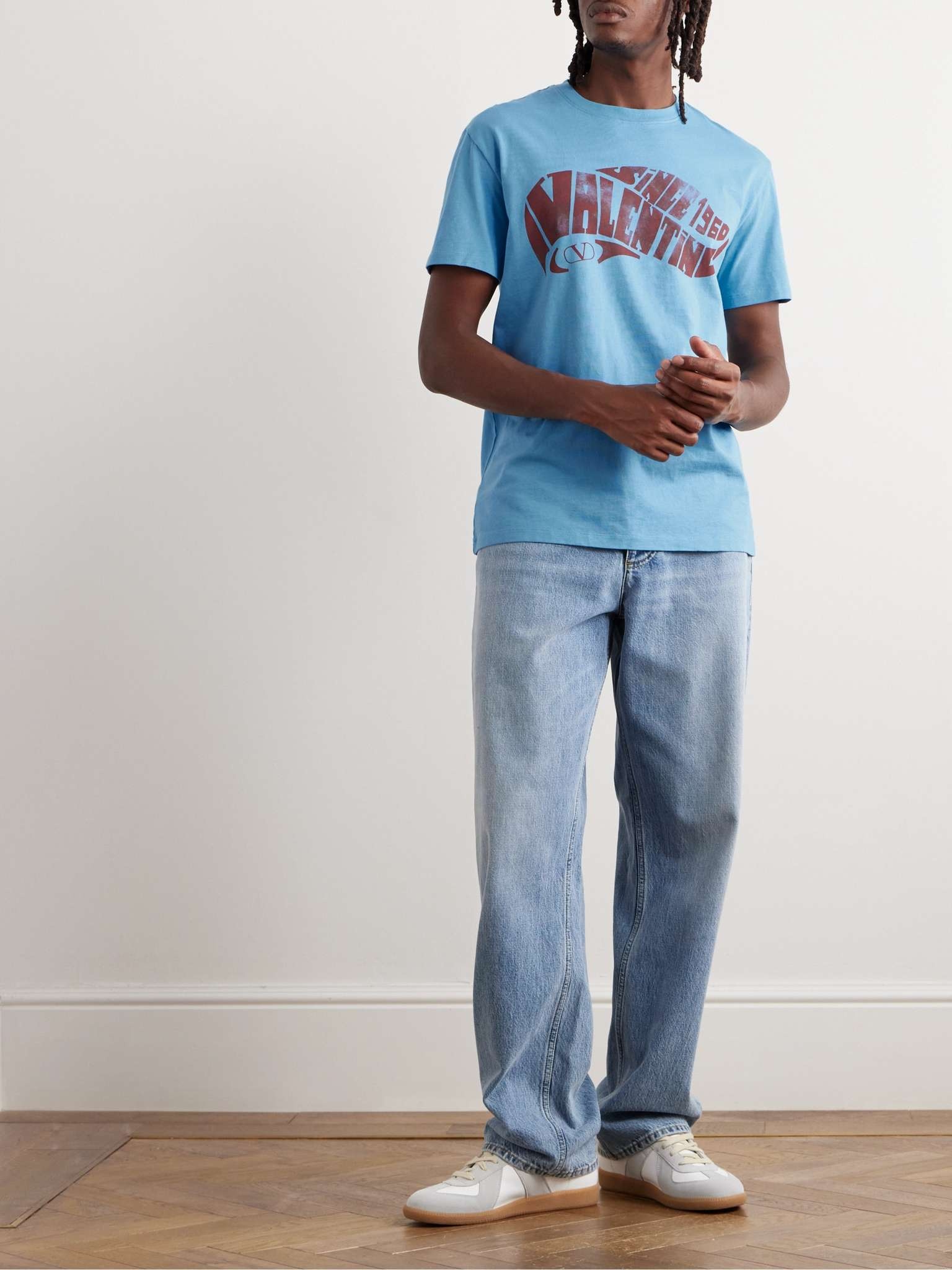 ＊VALENTINO＊ Garabani コットン Tシャツ 関税・送料込み d075ccbda4d2477-ju-1.jpg