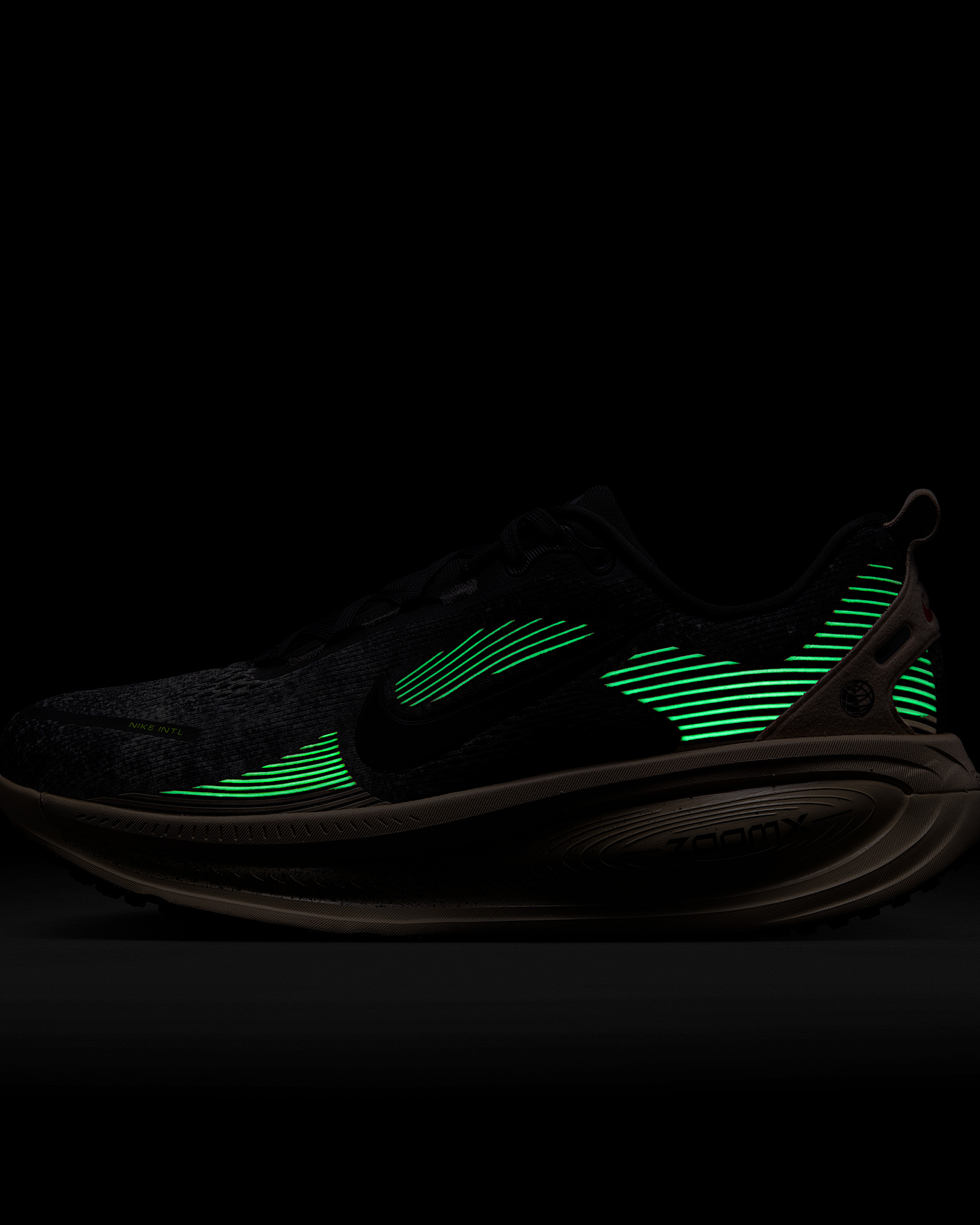 Nike Vomero 18 Men's Road Running Shoes - 10