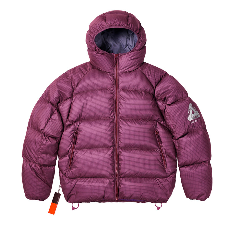 PALACE PERTEX QUANTUM RS PUFFA PURPLE outlook