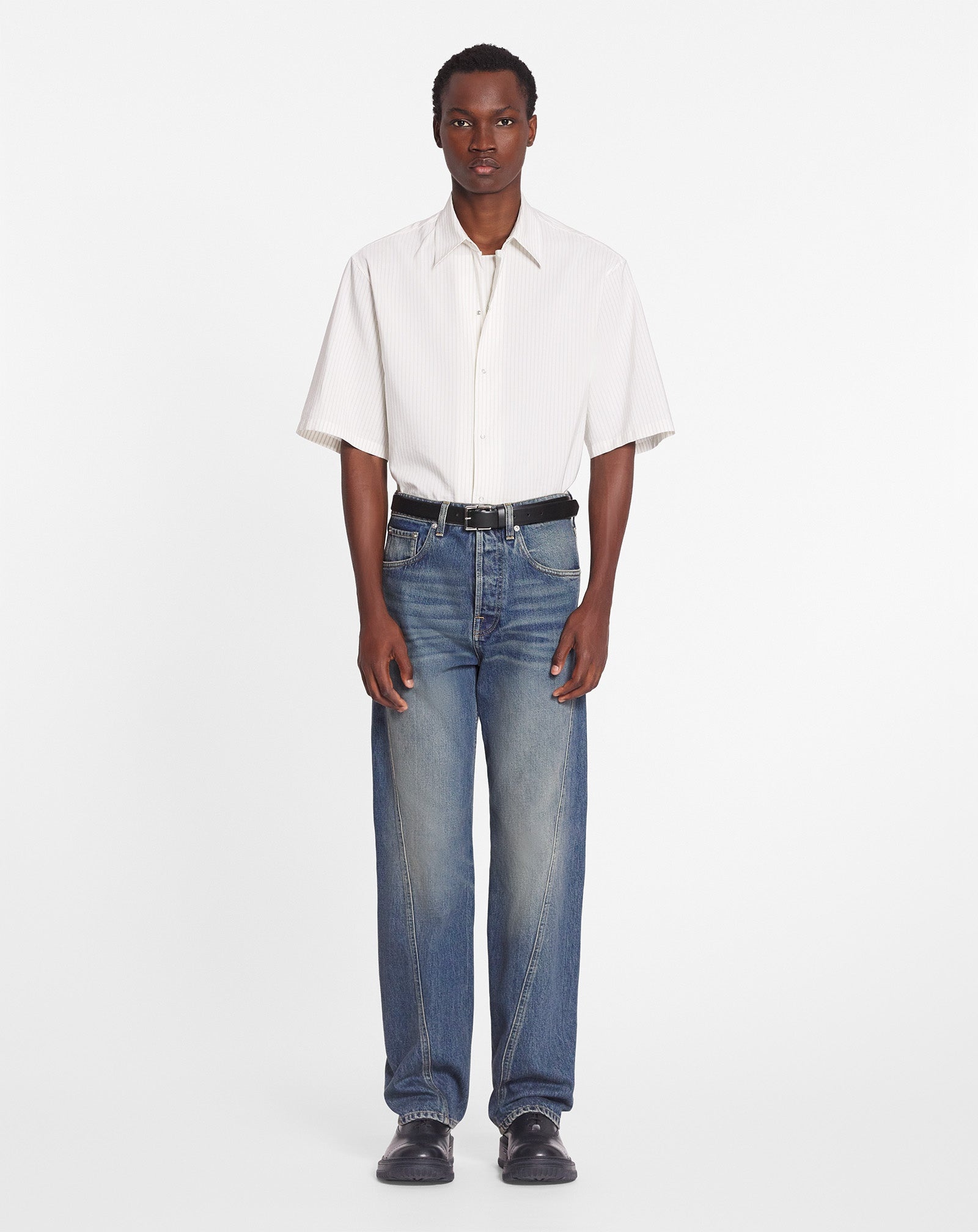 LOOSE-FITTING SHIRT WITH GUSSET - 2