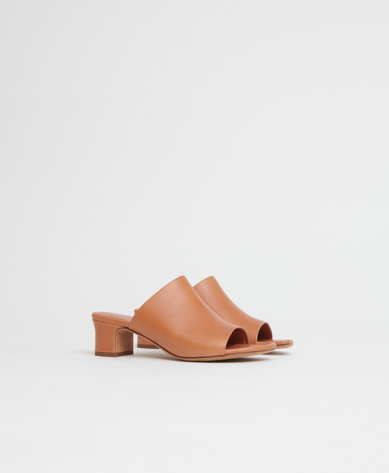 Mansur Gavriel SUN MULE outlook