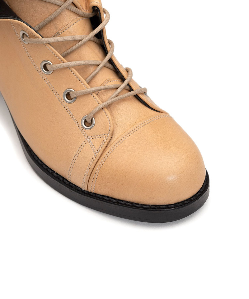 Twisted Leather Boots 14