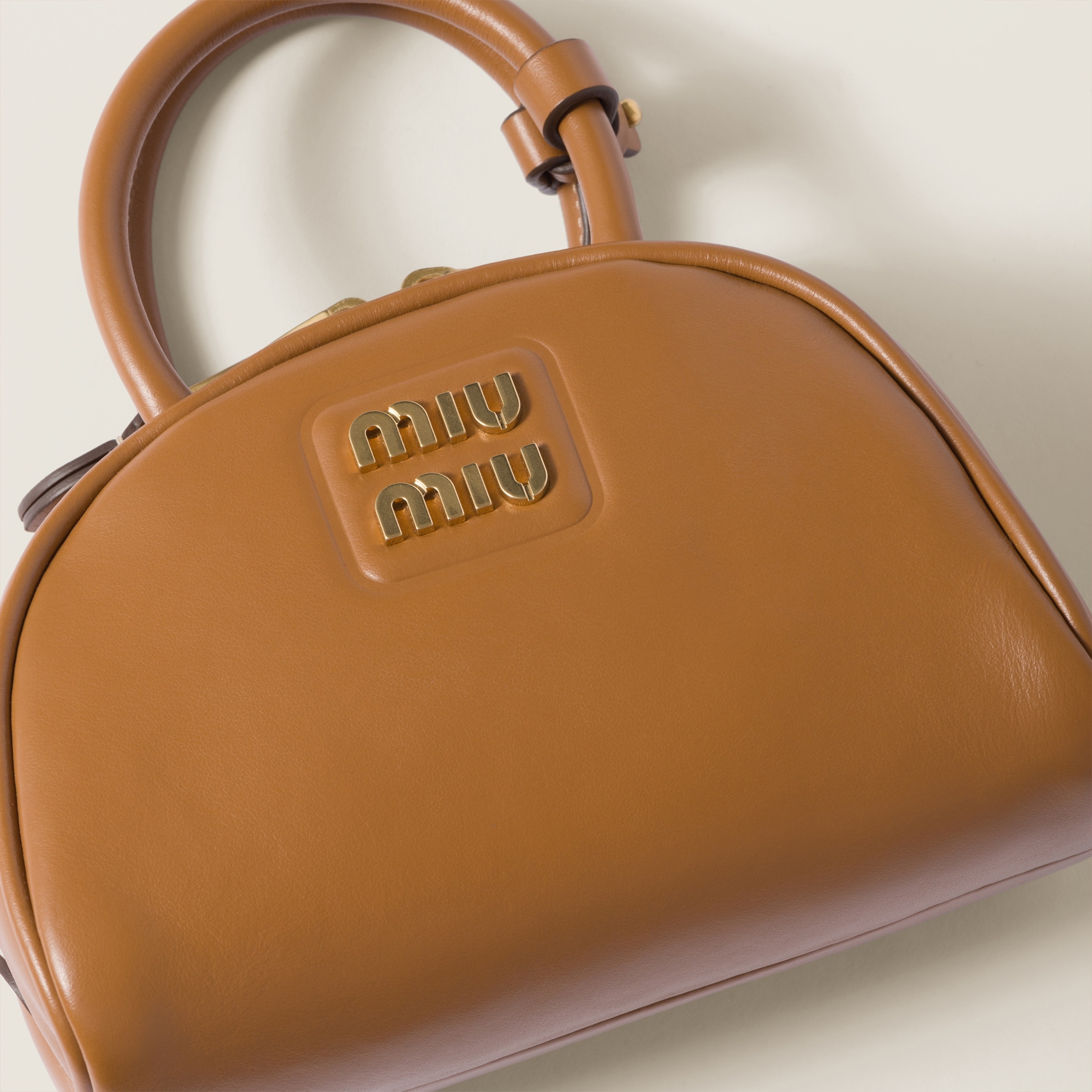 Leather top-handle bag - 6