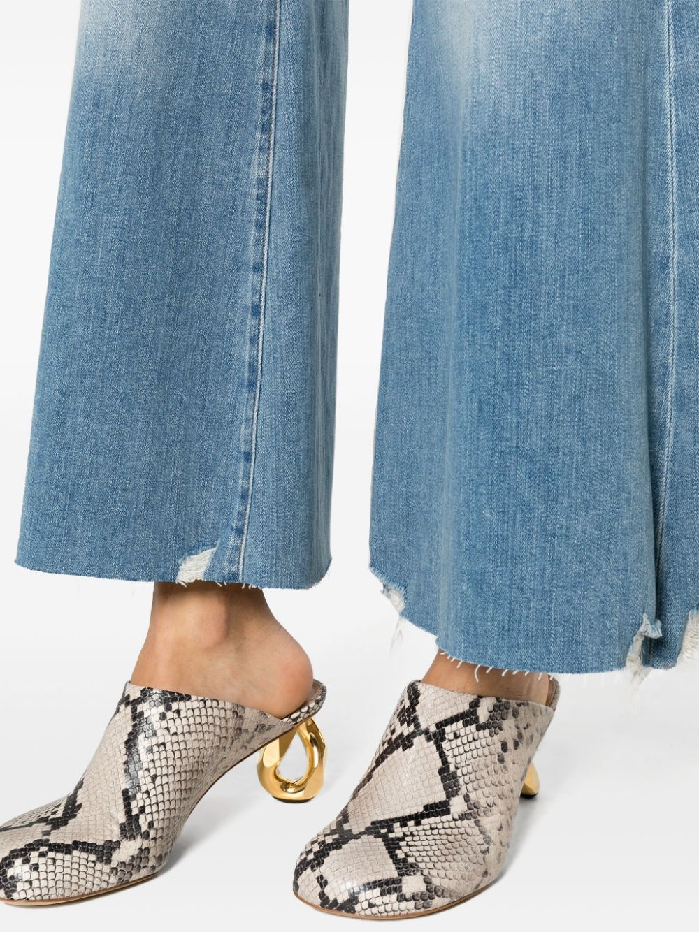 cropped wide-leg frayed jeans - 5