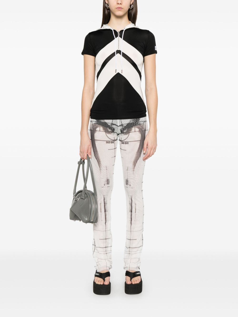 chevron-patterned hooded T-shirt - 2