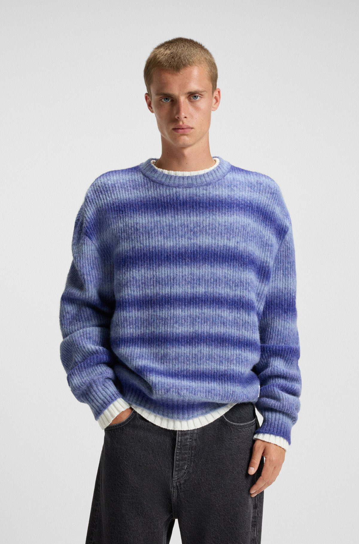 OVERSIZE-FIT SWEATER WITH OMBRÉ STRIPES - 2