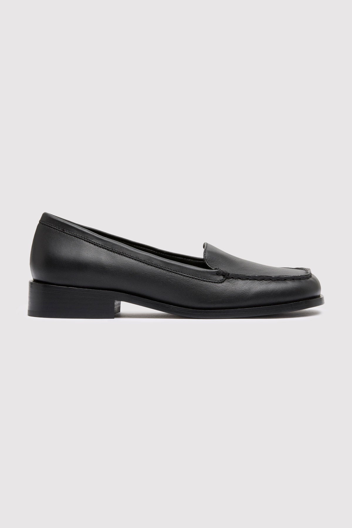 Classic Loafer - Black - 4