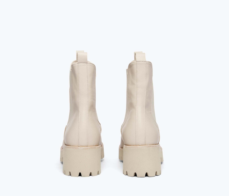 BROOKE RAIN RESISTANT BOOT 4