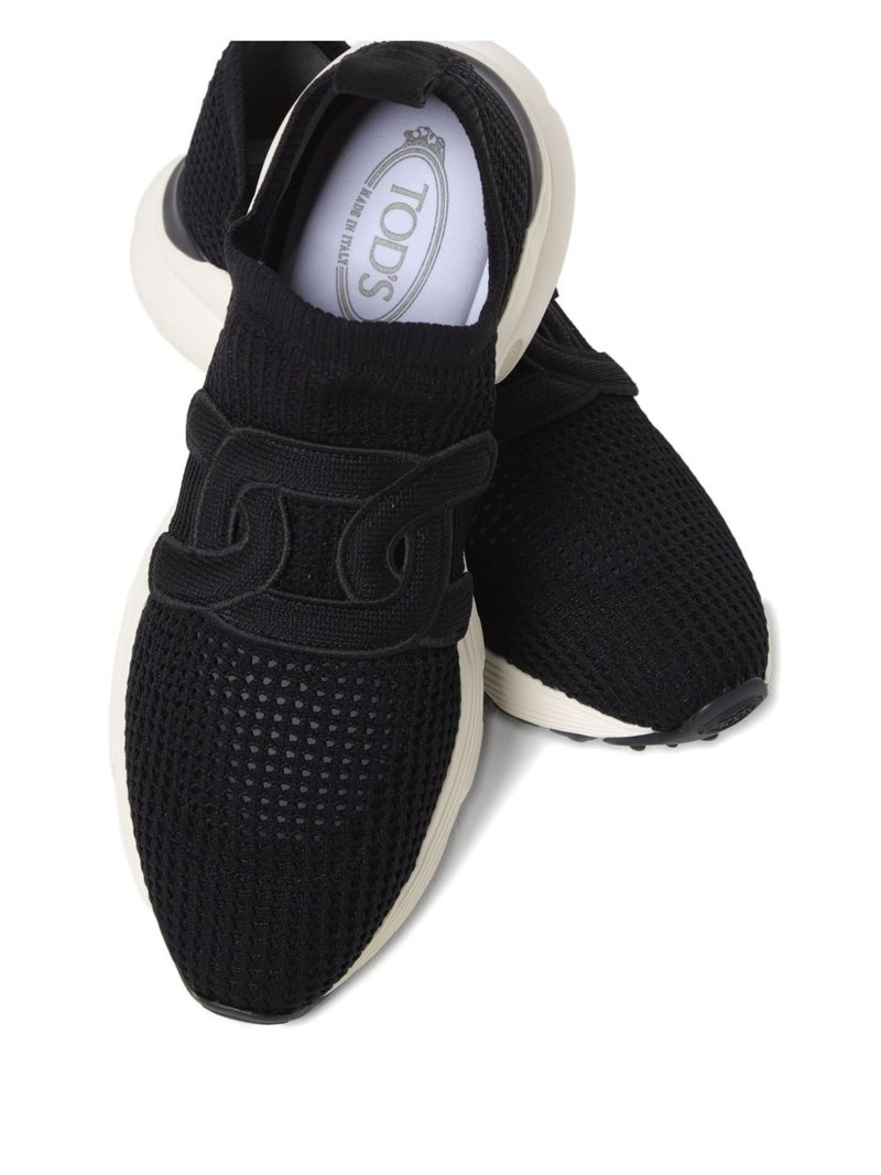 chain patch sneakers 4